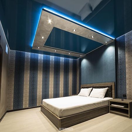 Voyage Hotel Jerevan Værelse billede